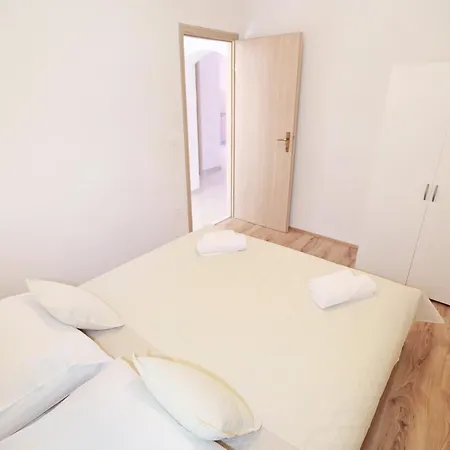 By The Sea Cove Zastupac, Hvar - 8761 Apartment *