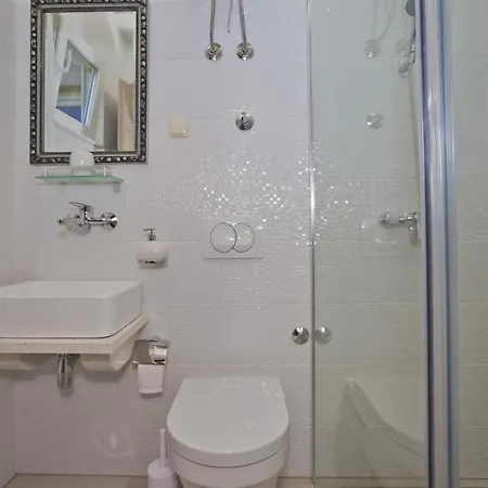 By The Sea Cove Zastupac, Hvar - 8761 Apartment Hvar Town