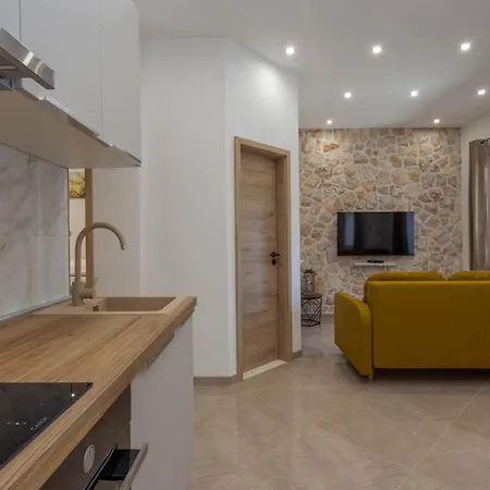 By The Sea Cove Zastupac, Hvar - 8761 Apartment Hvar Town