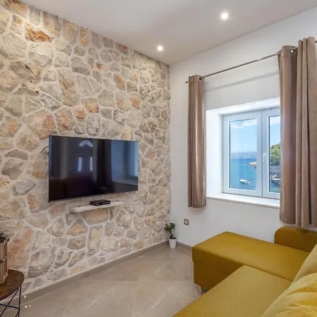 Apartament By The Sea Cove Zastupac, Hvar - 8761 *