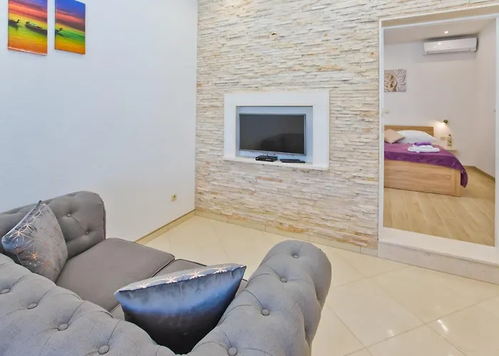 By The Sea Cove Zastupac, Hvar - 8761 *