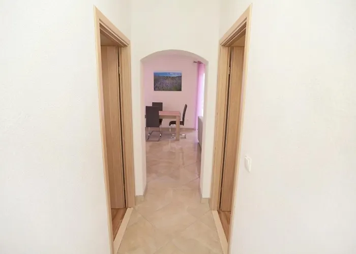 By The Sea Cove Zastupac, Hvar - 8761 *