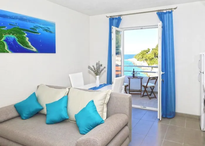 アパート By The Sea Cove Zastupac, Hvar - 8761 フヴァル