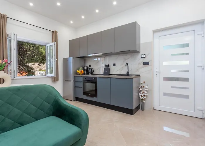 By The Sea Cove Zastupac, Hvar - 8761 アパート